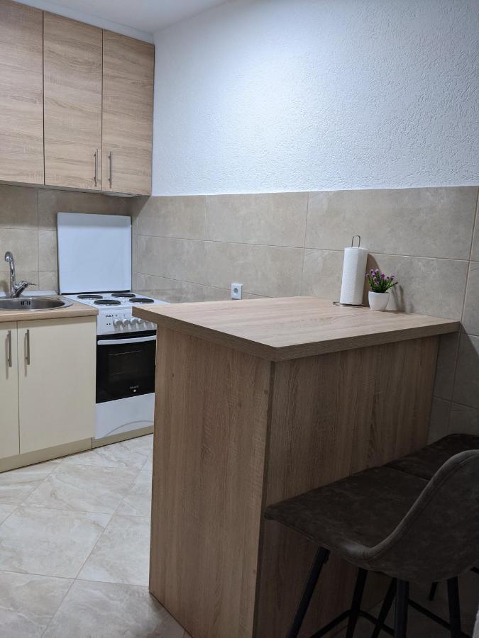 פוצ'ה Apartmani Drinska מראה חיצוני תמונה