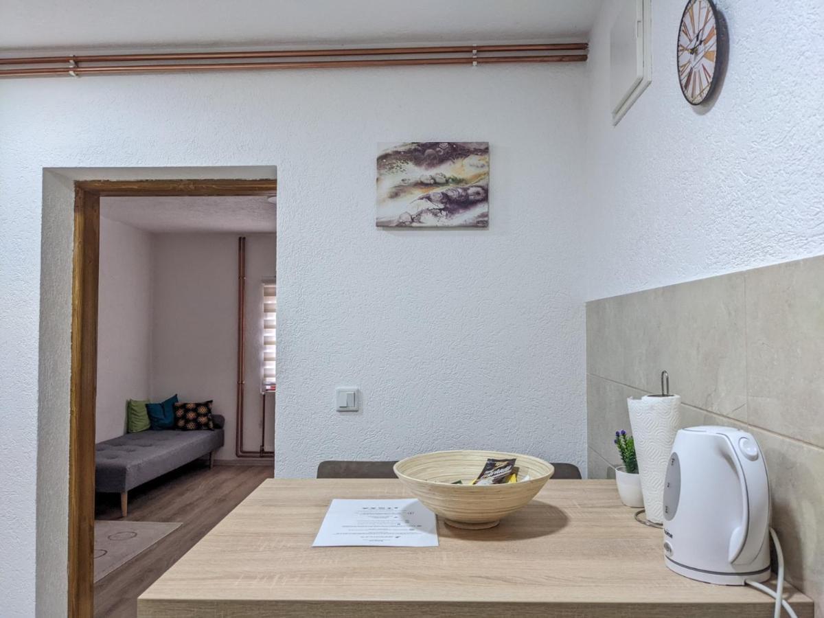 פוצ'ה Apartmani Drinska מראה חיצוני תמונה